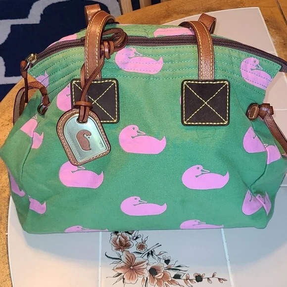 Dooney & Bourke-Green and Pink Vintage Purse Pre-loved. - Picture 4 of 16